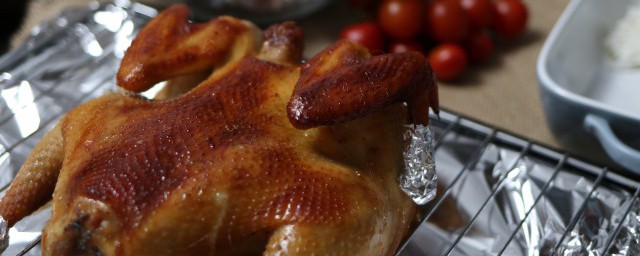 在家烤箱做烤鸡的方法 烤箱烤鸡的制作方法