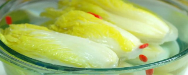 水煮白菜的做法减肥法 水煮白菜的做法分享