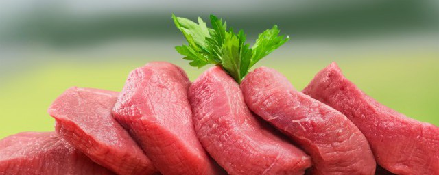 冻猪肉怎么做好吃不腻 白菜粉条炖猪肉的做法