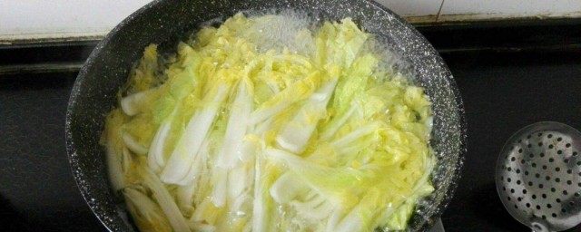 减肥水煮大白菜的做法 减肥水煮大白菜怎么做