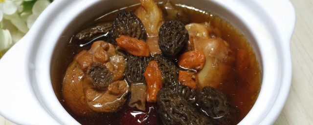 新鲜羊肚菌和什么煲汤比较好喝 新鲜羊肚菌和哪些食材煲汤营养好喝呢