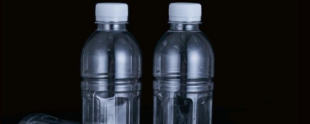 塑料瓶可以放冰箱吗 塑料瓶是否能放冰箱
