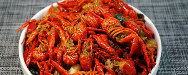 生的小龙虾需要煮多久才熟 小龙虾需要煮多久呢