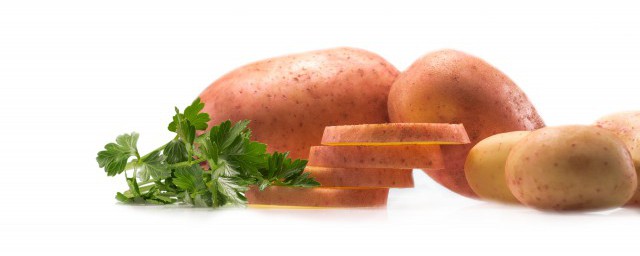 红皮土豆煮多久能烂熟吃 红皮土豆蒸多久才熟