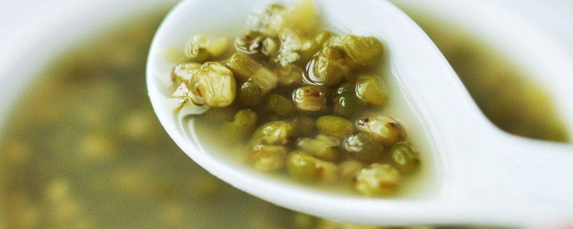 绿豆汤放高压锅炖多久会熟 绿豆汤放高压锅炖多长时间才会熟呢