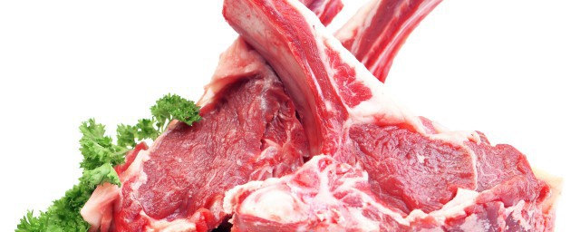 羊肉炖汤配什么药材好 羊肉炖汤的搭配方法