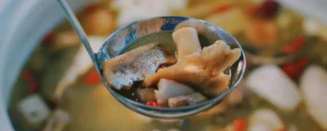 鹅肝配什么菌子炖汤好 鹅肝配啥菌子炖汤好