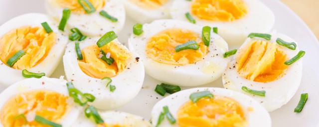 腌制鸡蛋放什么材料好吃 腌制鸡蛋应该放什么调料