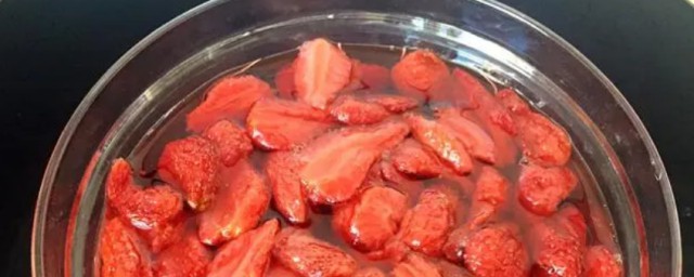 草莓罐头怎么做 如何做草莓罐头