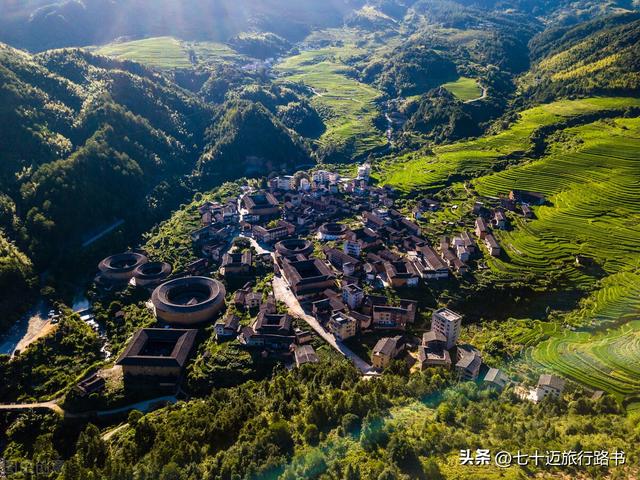 土楼旅游福建哪个土楼最值得去（一张图看懂福建土楼怎么玩）